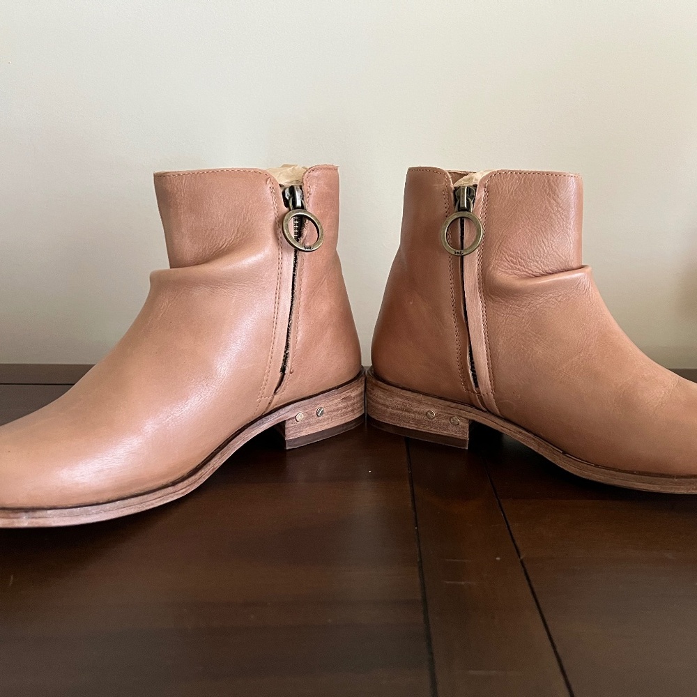 Beek Quail Bootie New without box Size 7 Saddle Brown Tan Color New without box